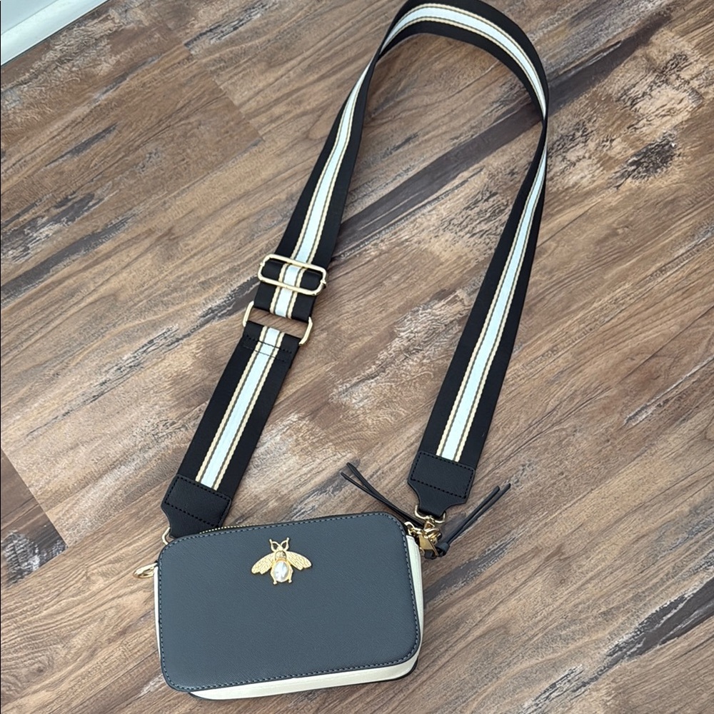 Elegant Gray Crossbody Bag with Bee Accent